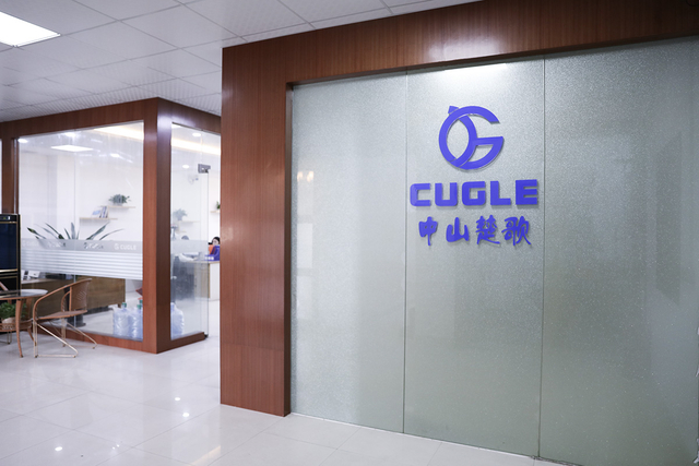 中国のプロフェッショナルラペルピンサプライヤー